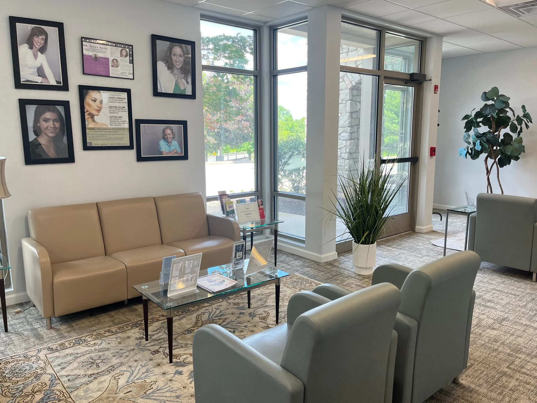 Comfortable patient lounge at Advanced Dentistry of Collegeville