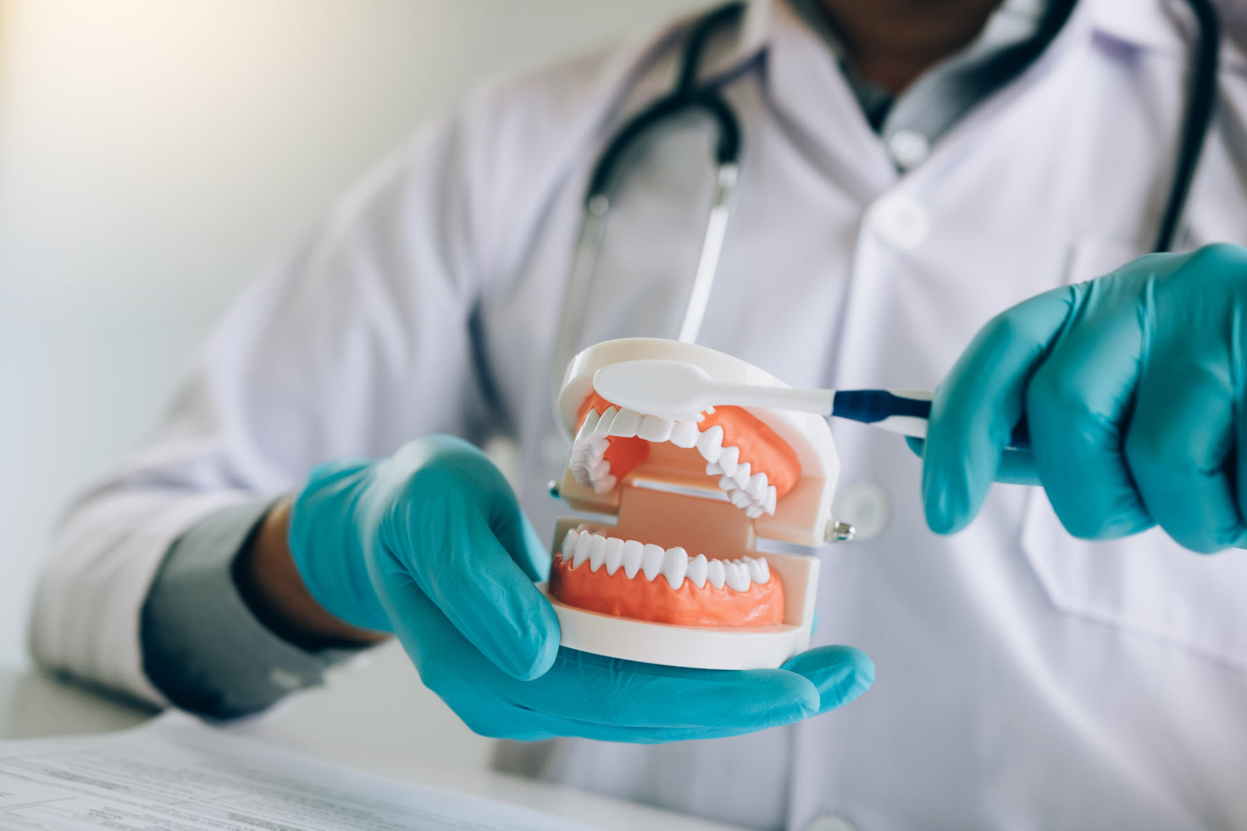 How To Clean Your Dentures Collegeville Dentistry